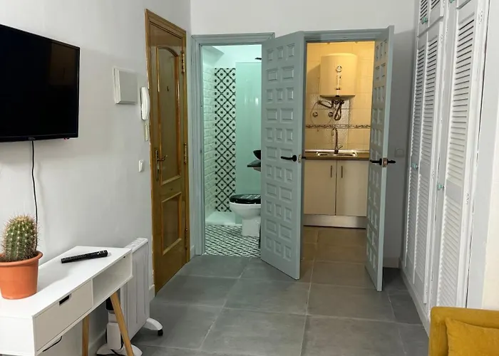 דירה Tiendas 2 *